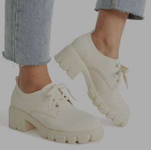 Sofia Lace Up Lug Sole Loafer, White Color, Size 8